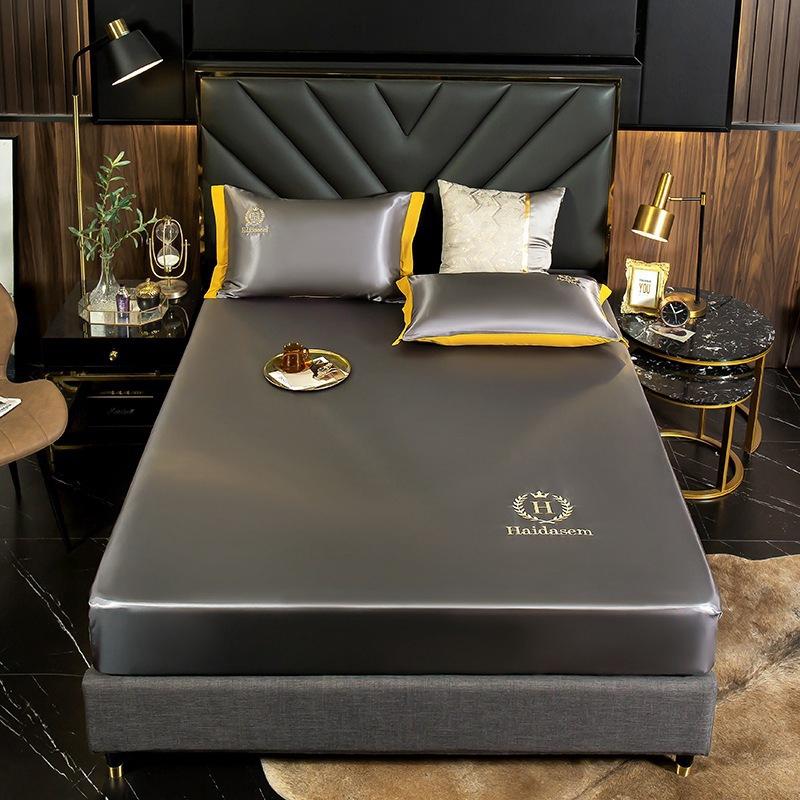 The cold feeling - Ice silk bed sheet 🎁 Summer Promotion - Free pillowcase & 50% OFF 🎁